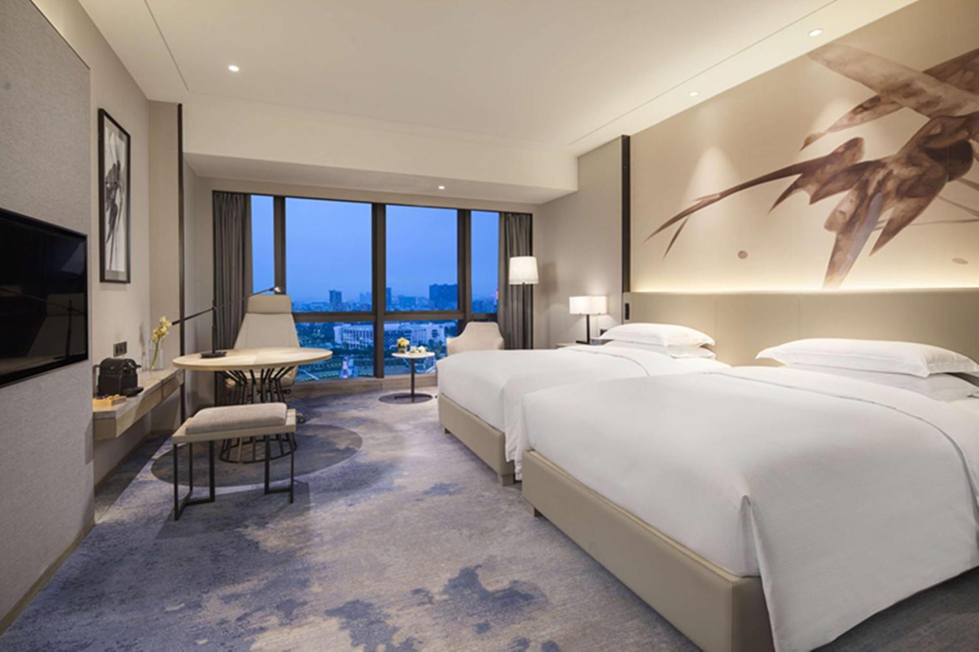Doubletree By Hilton Hotel Shenzhen Longhua, Near Huawei, Foxcnn, Shenzhen North Railway, Uniwalk & Uniworld Shopping Mall, Sam'S Club Exteriör bild