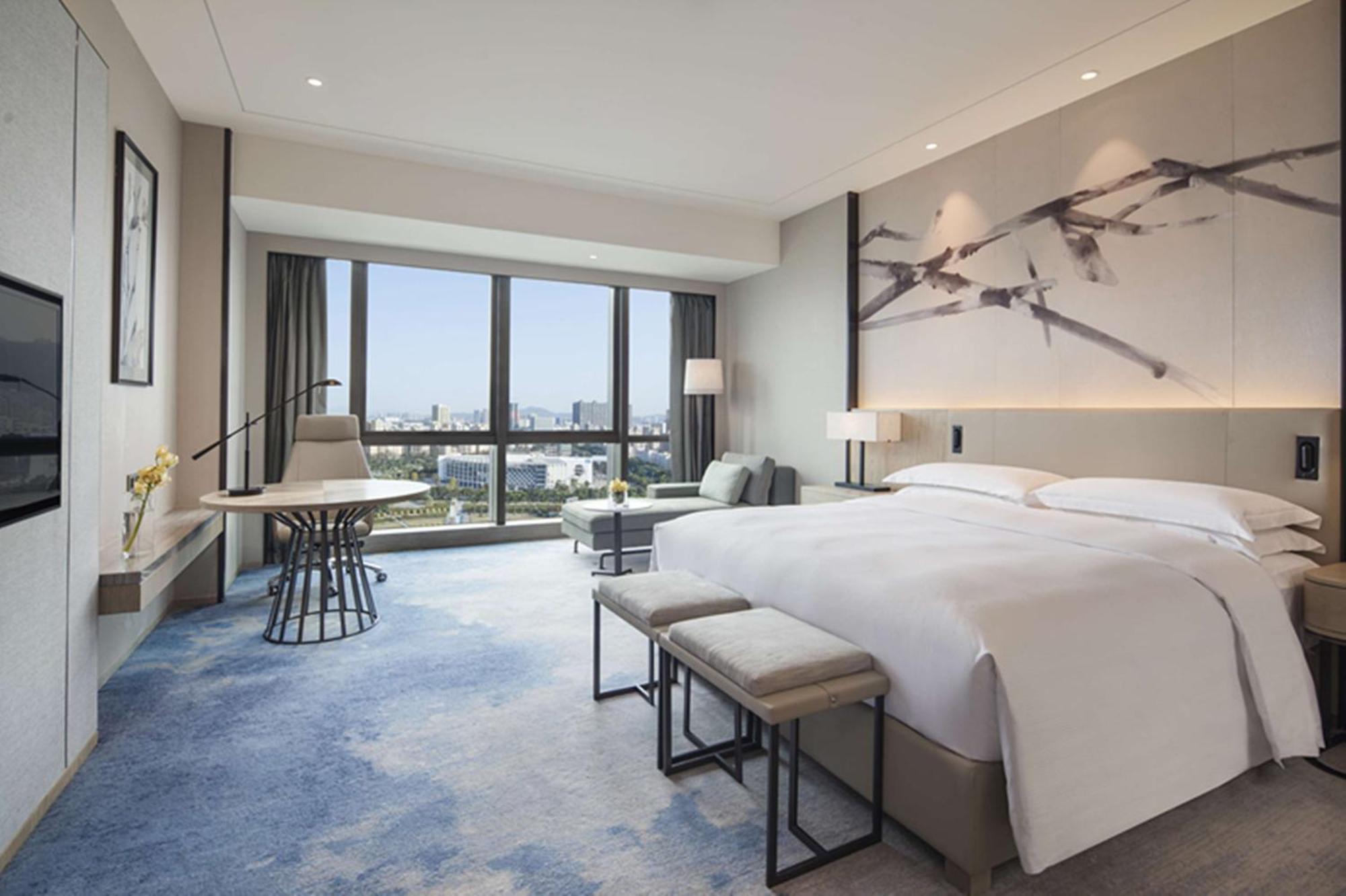Doubletree By Hilton Hotel Shenzhen Longhua, Near Huawei, Foxcnn, Shenzhen North Railway, Uniwalk & Uniworld Shopping Mall, Sam'S Club Exteriör bild