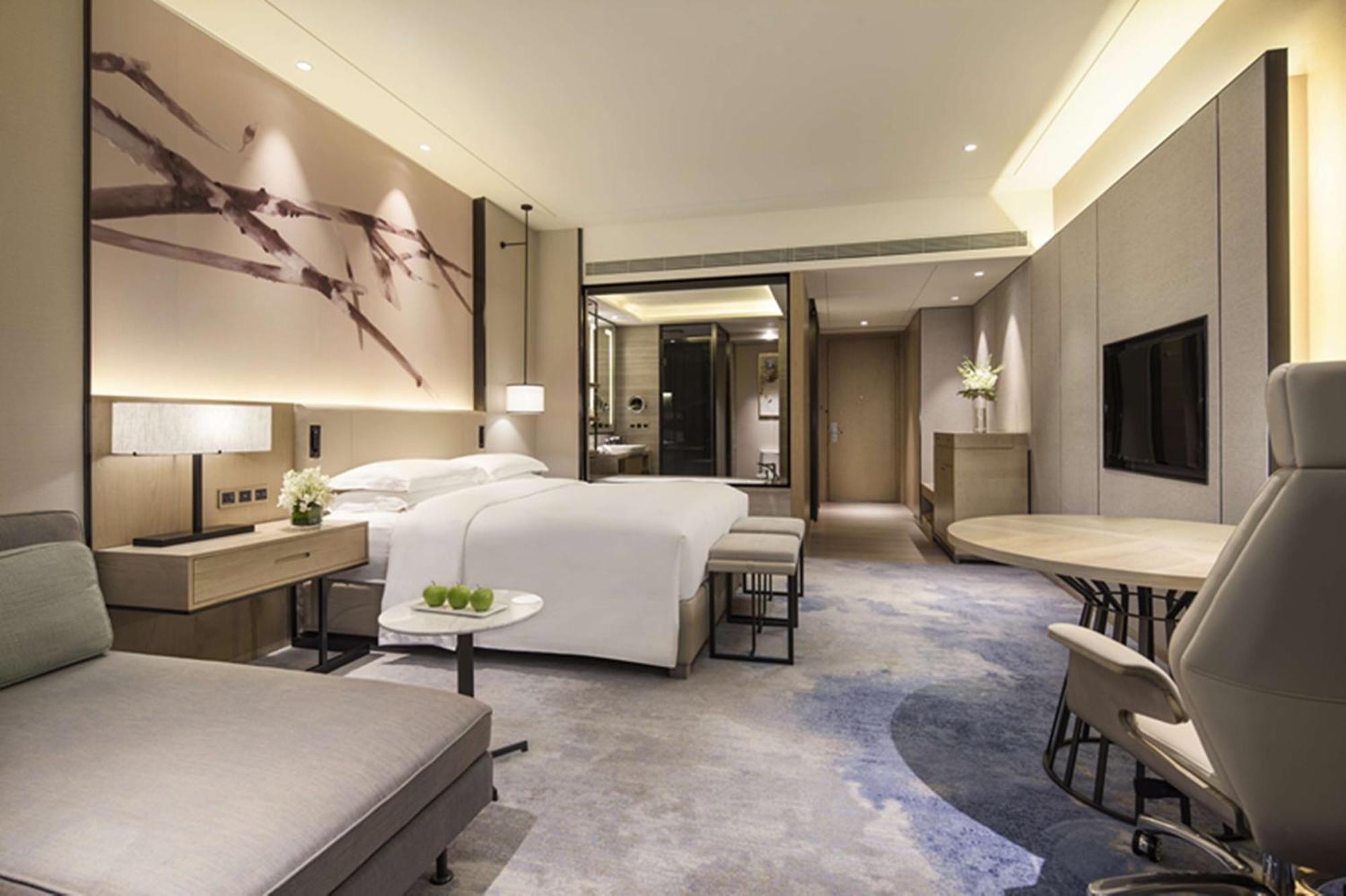 Doubletree By Hilton Hotel Shenzhen Longhua, Near Huawei, Foxcnn, Shenzhen North Railway, Uniwalk & Uniworld Shopping Mall, Sam'S Club Exteriör bild