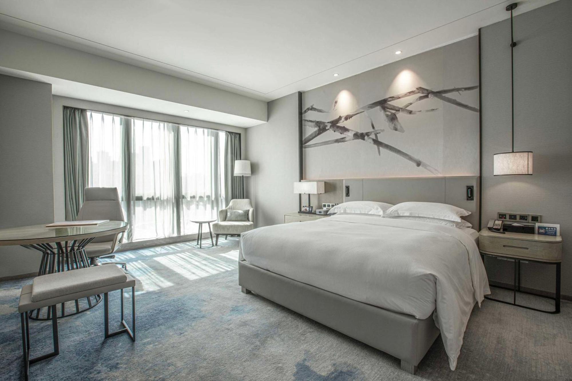 Doubletree By Hilton Hotel Shenzhen Longhua, Near Huawei, Foxcnn, Shenzhen North Railway, Uniwalk & Uniworld Shopping Mall, Sam'S Club Exteriör bild