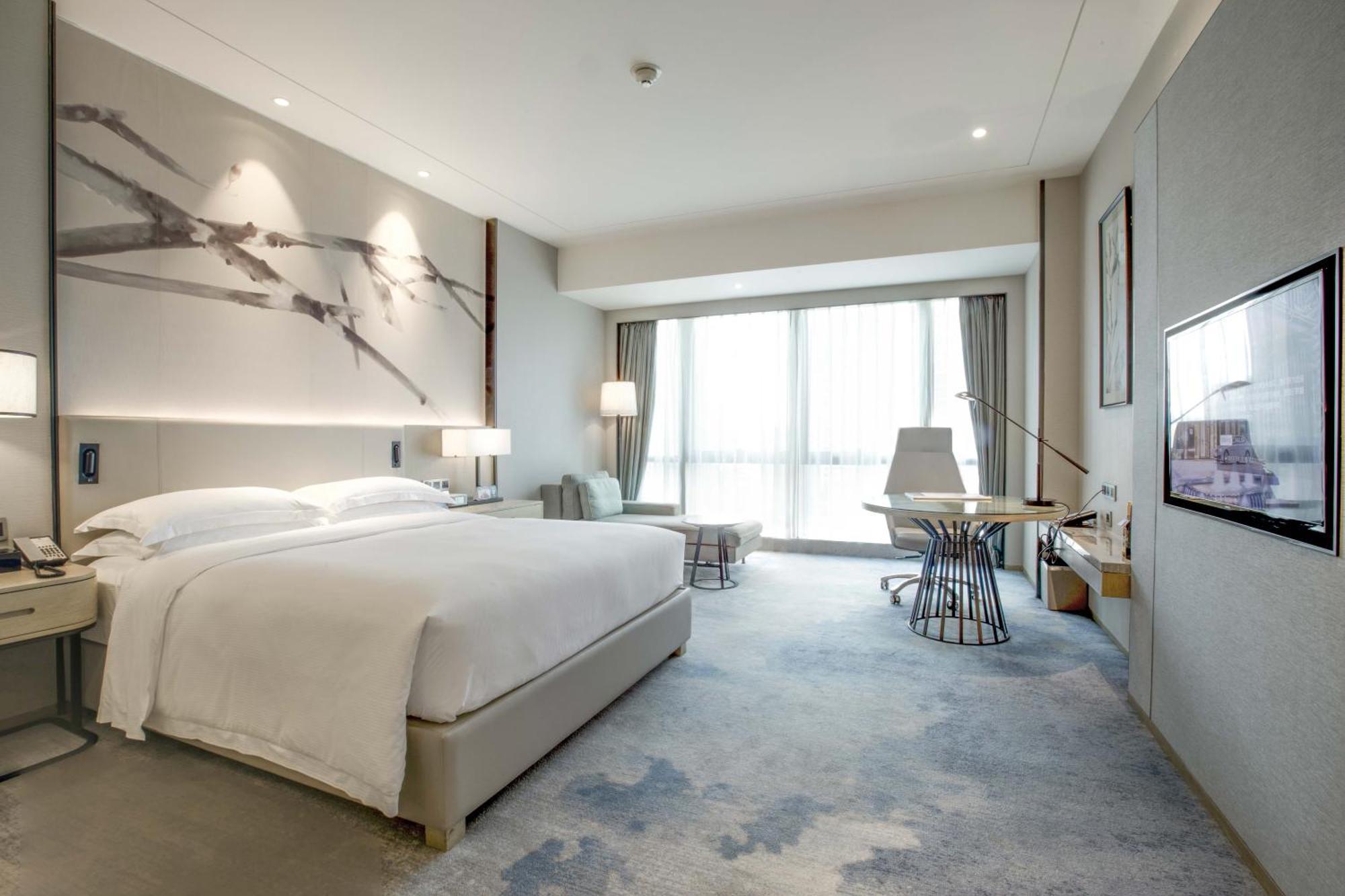 Doubletree By Hilton Hotel Shenzhen Longhua, Near Huawei, Foxcnn, Shenzhen North Railway, Uniwalk & Uniworld Shopping Mall, Sam'S Club Exteriör bild